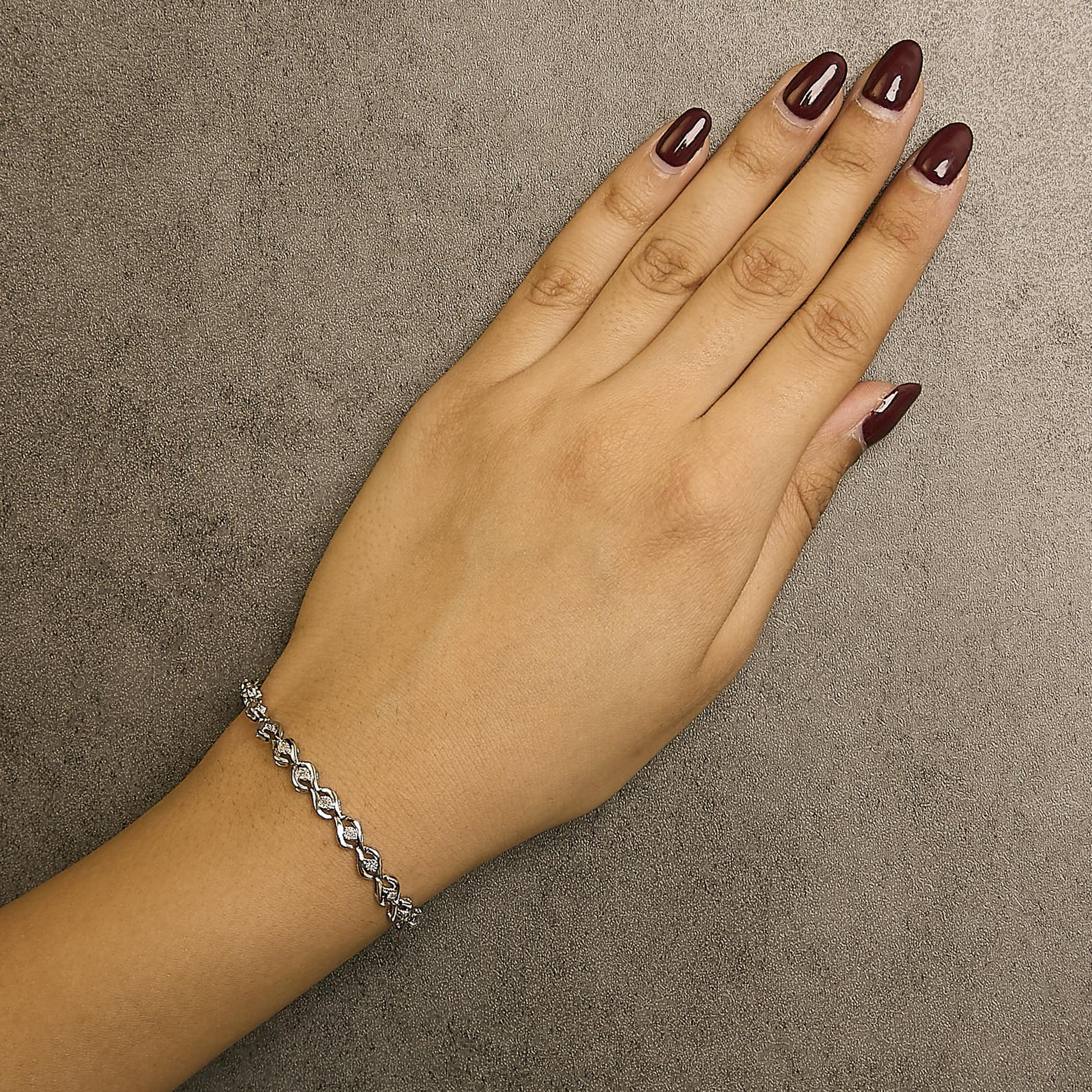 .925 Sterling Silver 1/10 Cttw Round-Cut Diamond Links of Flame Bracelet (I-J Color, I3) - 7.25"-2