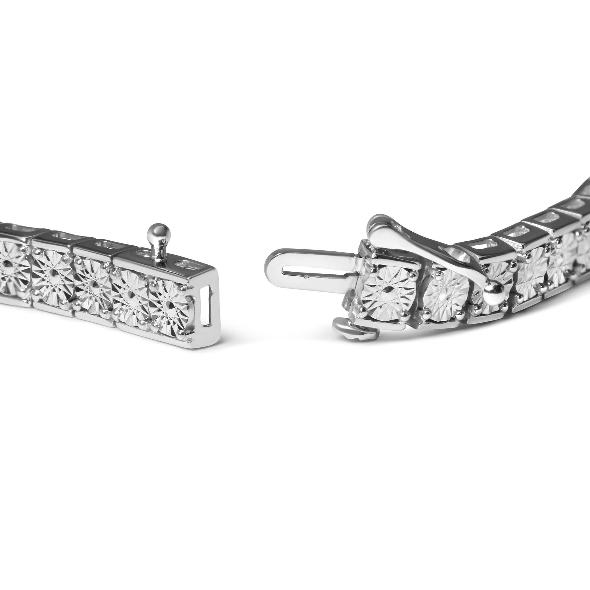 .925 Sterling Silver 1/10 Cttw Diamond 7.25" Link Bracelet (I-J Color, I2-I3 Clarity)-1