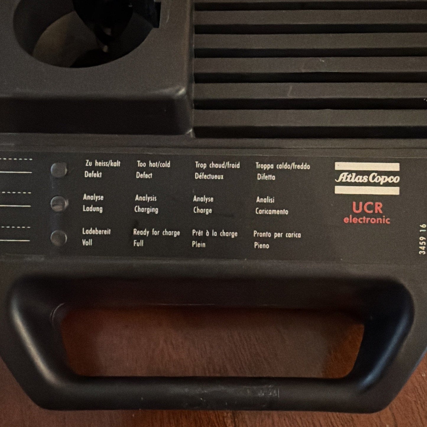 AEG UCR Atlas Copco 4-12V 1.5-2.6A 35W Power Tool Battery
