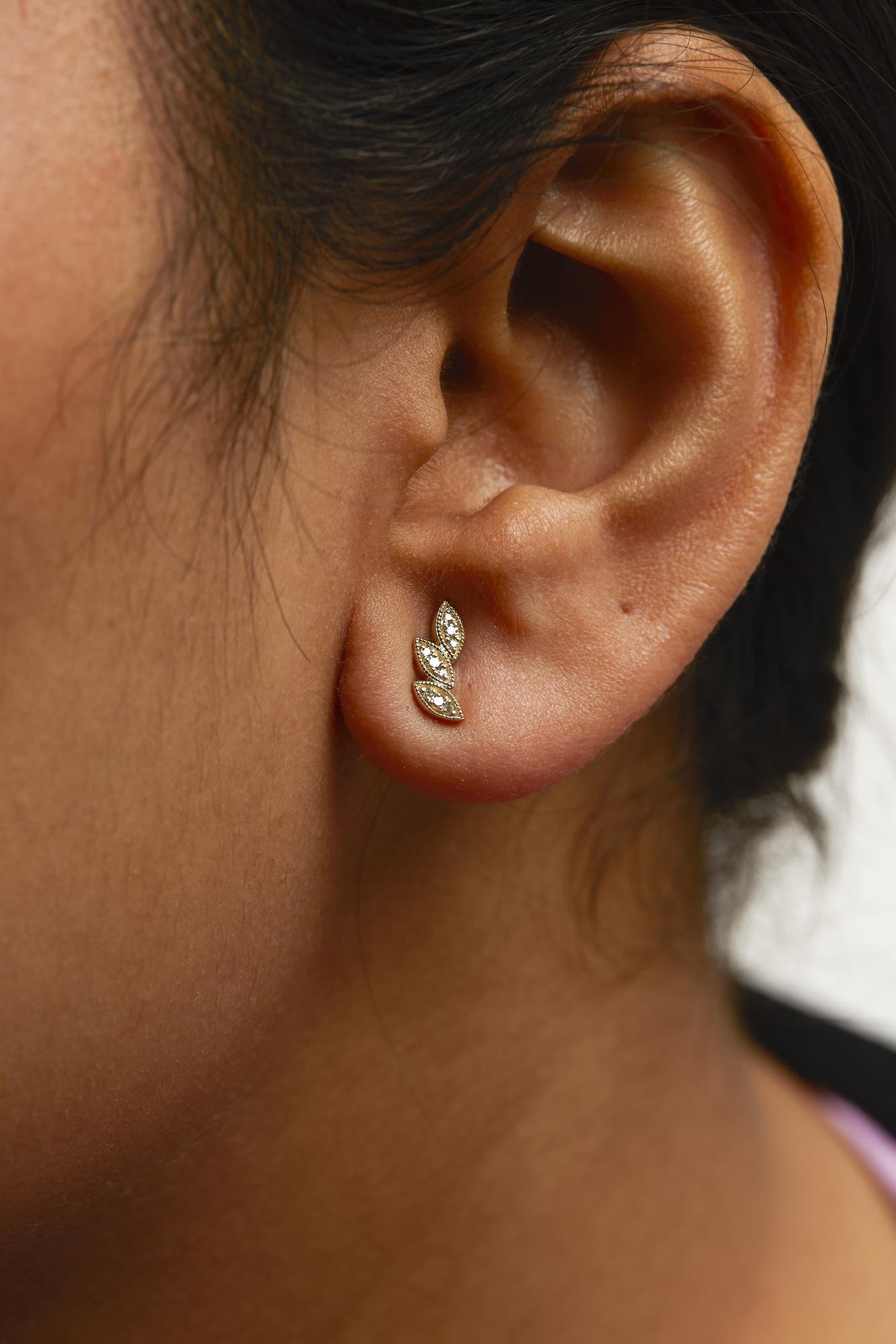 10K Yellow Gold 1/10 Cttw Diamond Triple Leaf Stud Earring (H-I Color, I1-I2 Clarity)-2