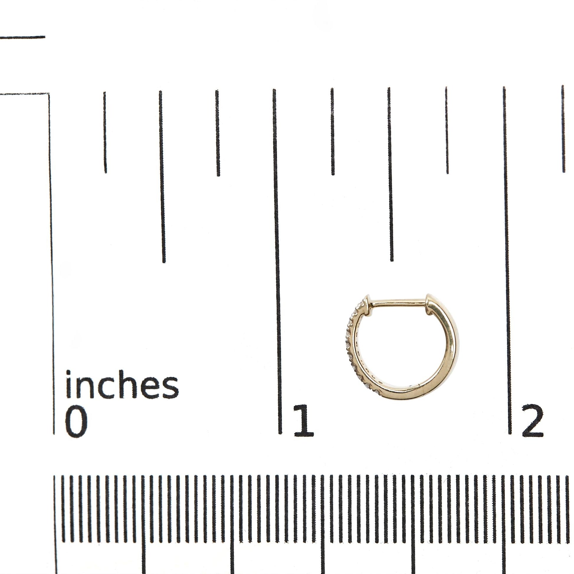 10K Yellow Gold 1/10 Cttw Diamond and Rope Twist Huggy Hoop Earrings (H-I Color, I1-I2 Clarity)-4