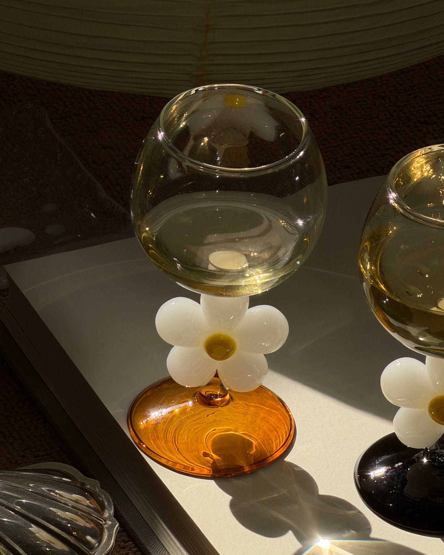 Daisy Bloom Stem Glass-5
