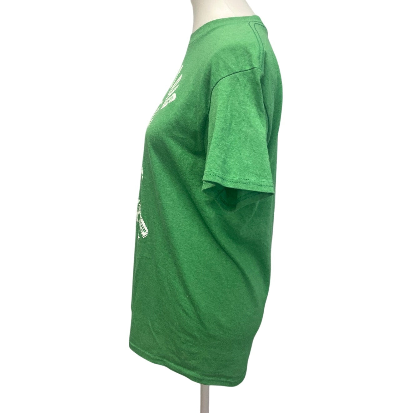 Mens Medium Santa Chicks Dig The Beard Green Short Sleeve Crew Neck Tee Shirt