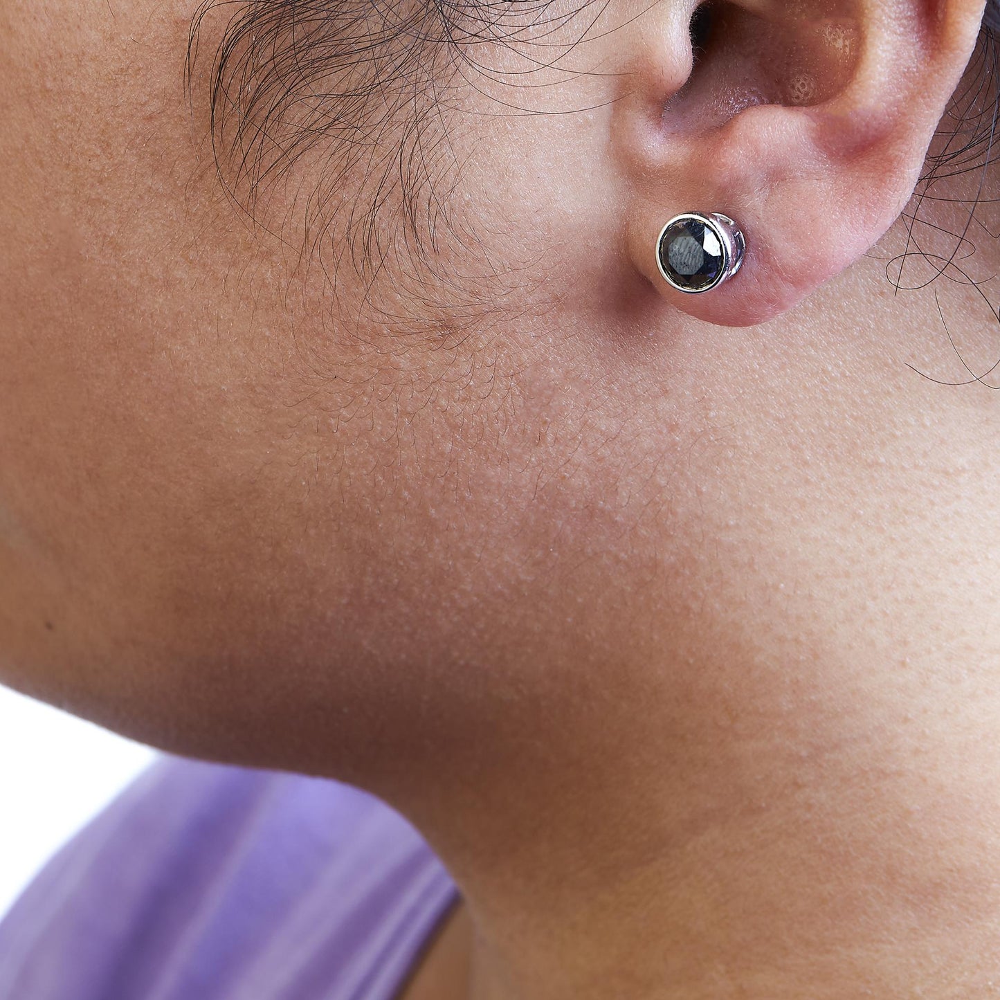 .925 Sterling Silver Round Brilliant-Cut Black Diamond Bezel-Set Stud Earrings with Screw Backs (Fancy Color-Enhanced, I2-I3 Clarity)-4