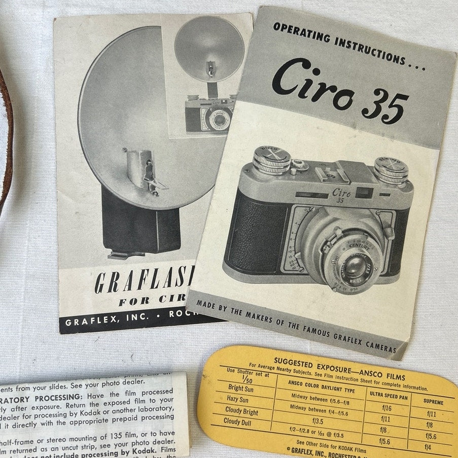 Vintage Ciro 35 Leather Case Bulb Flash Film Case w Photography Accessories