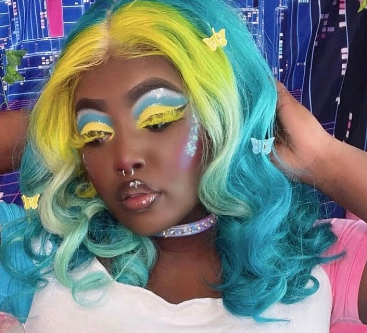*GOIN' BANANAS!* (Yellow) DOLLicious COLORBLAST Lashes !