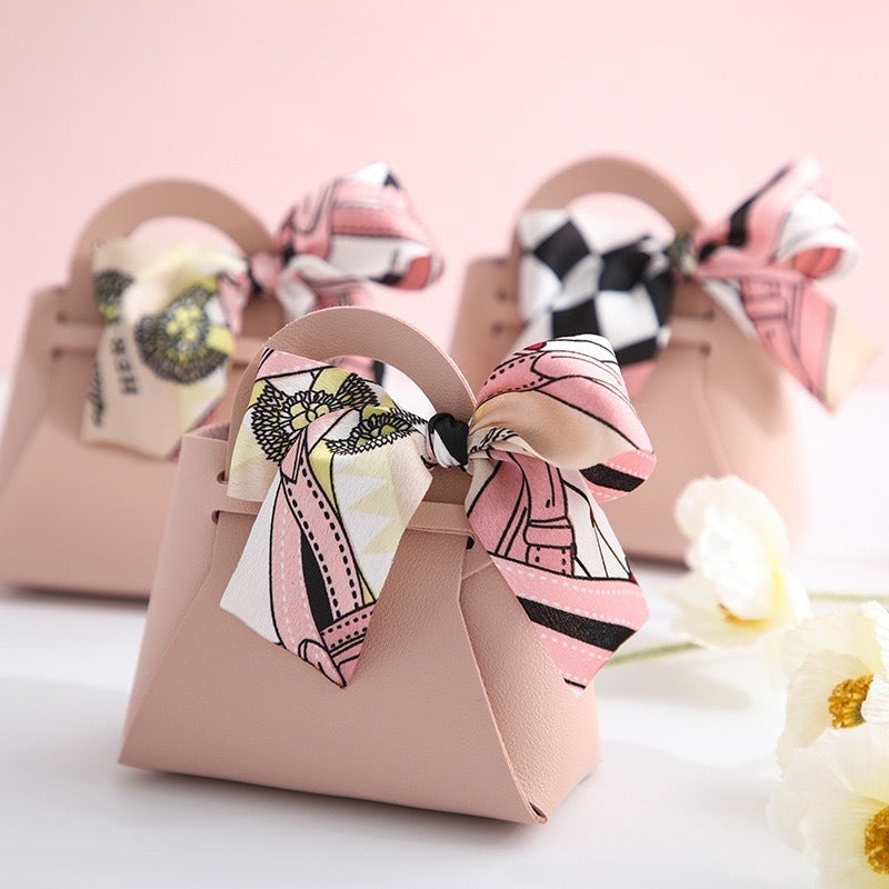 Light Luxury Style PU Leather Handheld Candy Gift Box Wedding Gift with Handheld Gift Wedding Candy Bag