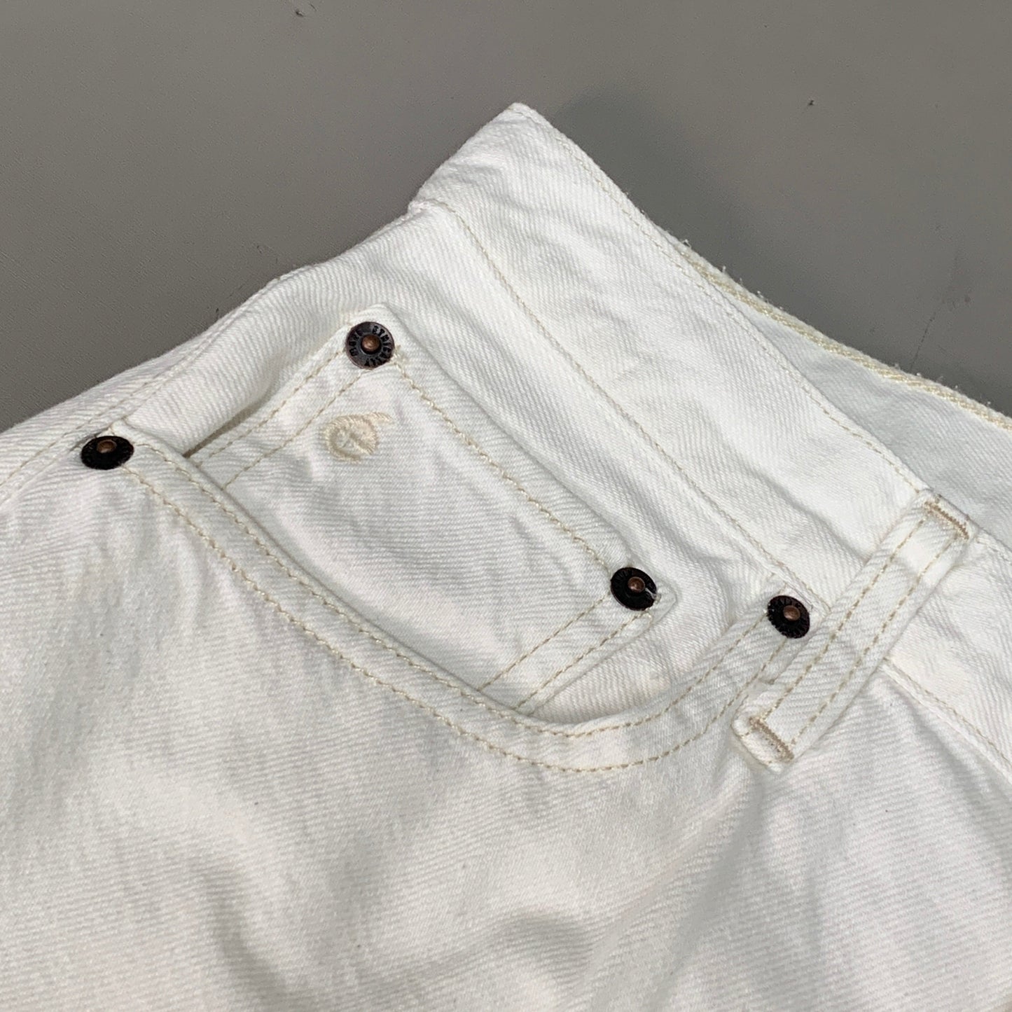 ETICA Tyler High Waist Straight Leg Ankle jeans Vintage White Size 25 EW180114A
