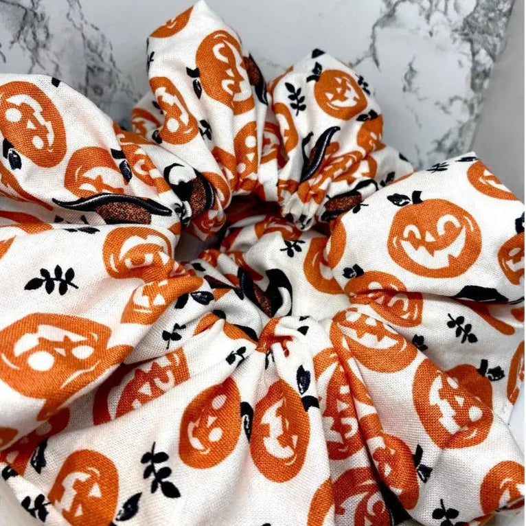 Hat Pumpkin Fall Scrunchie