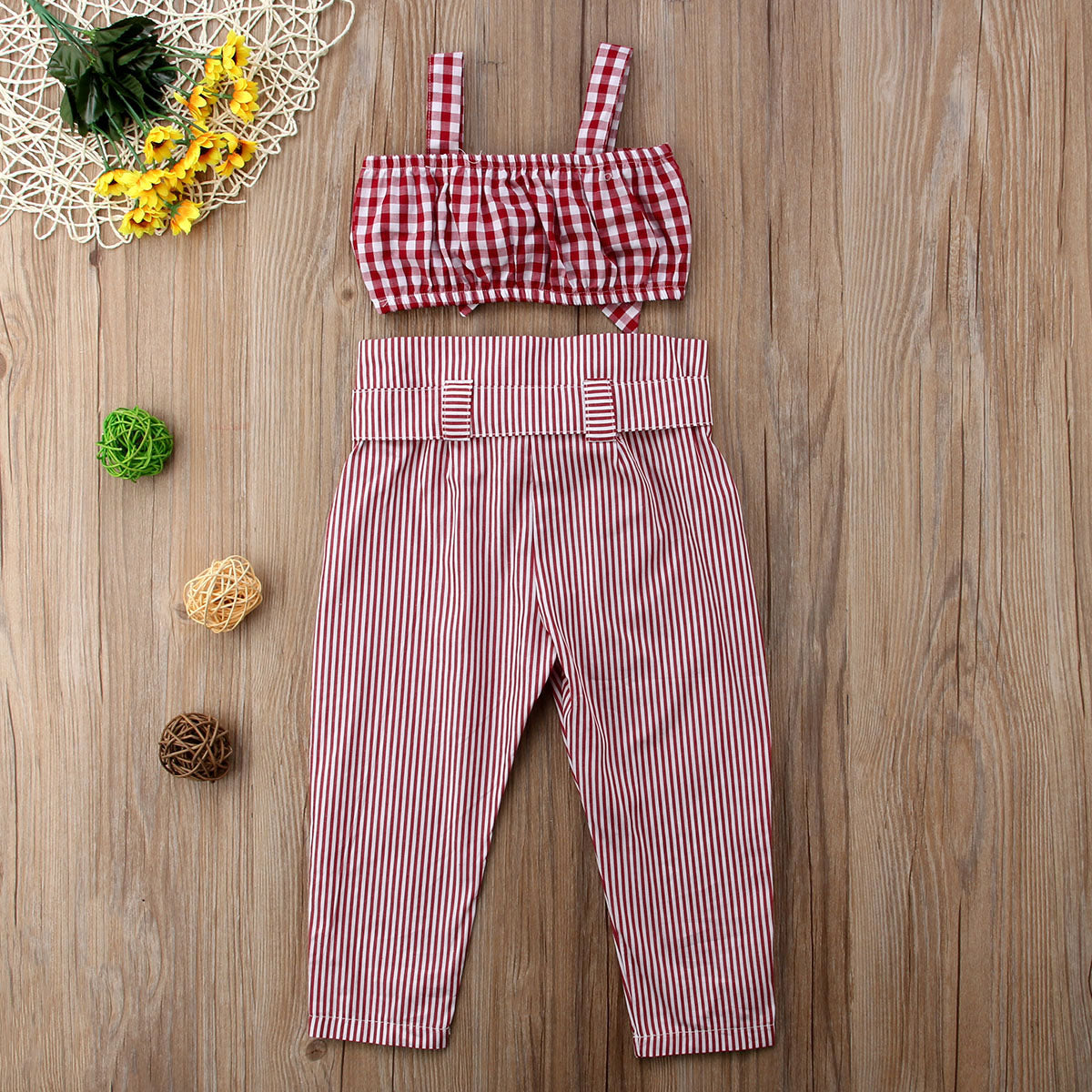 High waist pants + plaid top