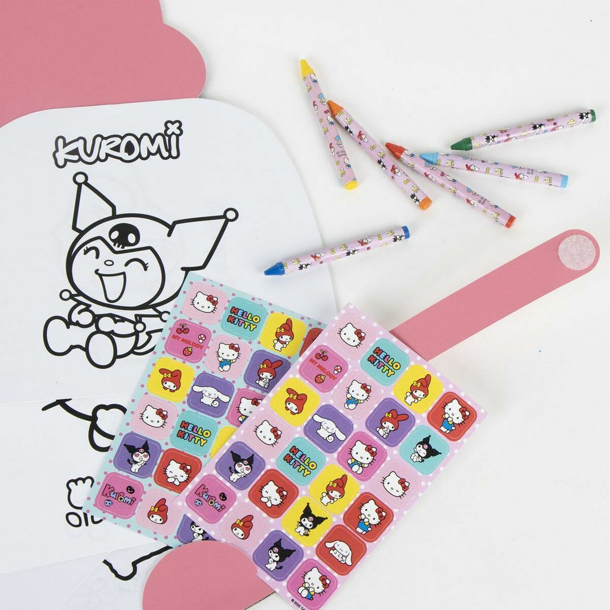 Pictures to colour in Hello Kitty-9