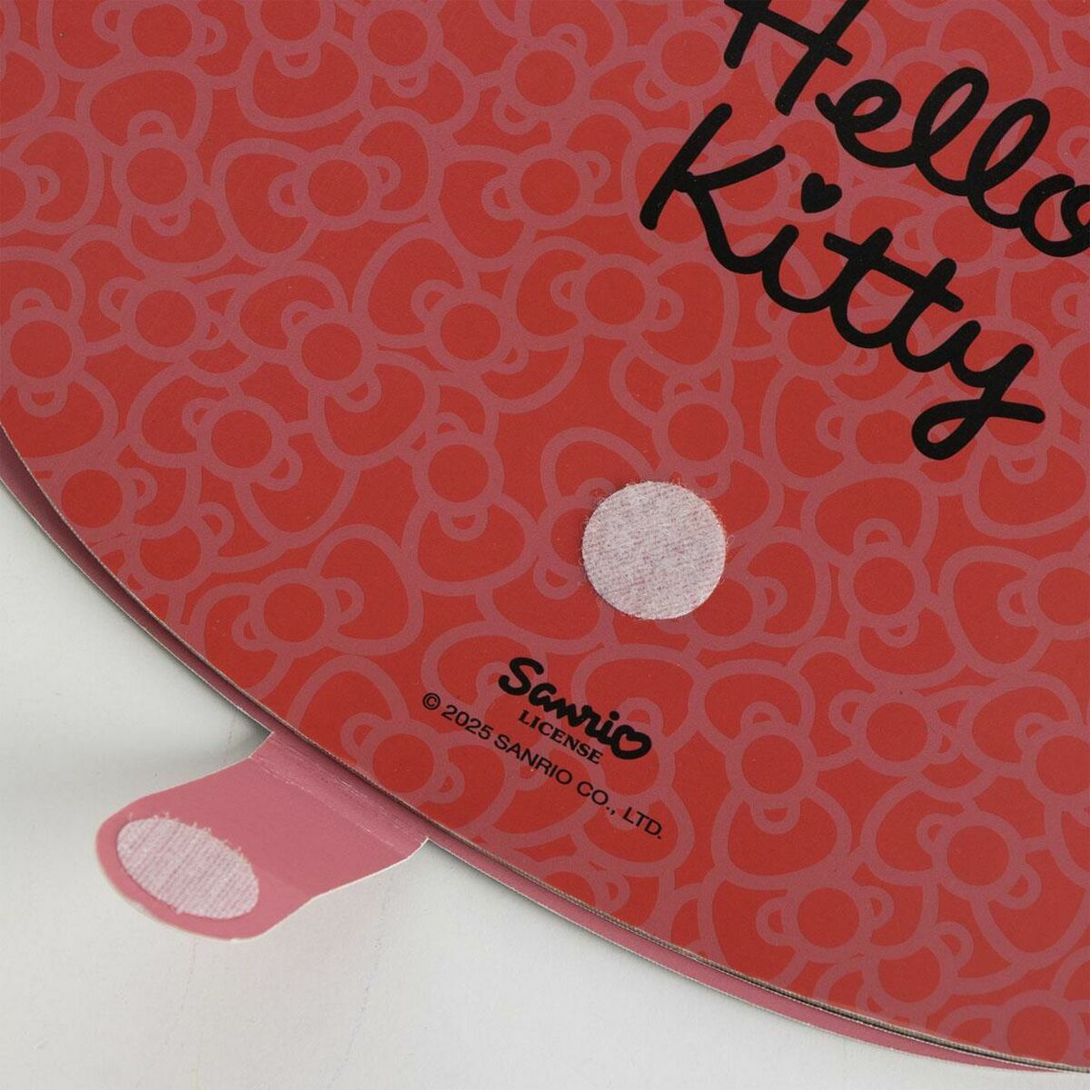 Pictures to colour in Hello Kitty-8