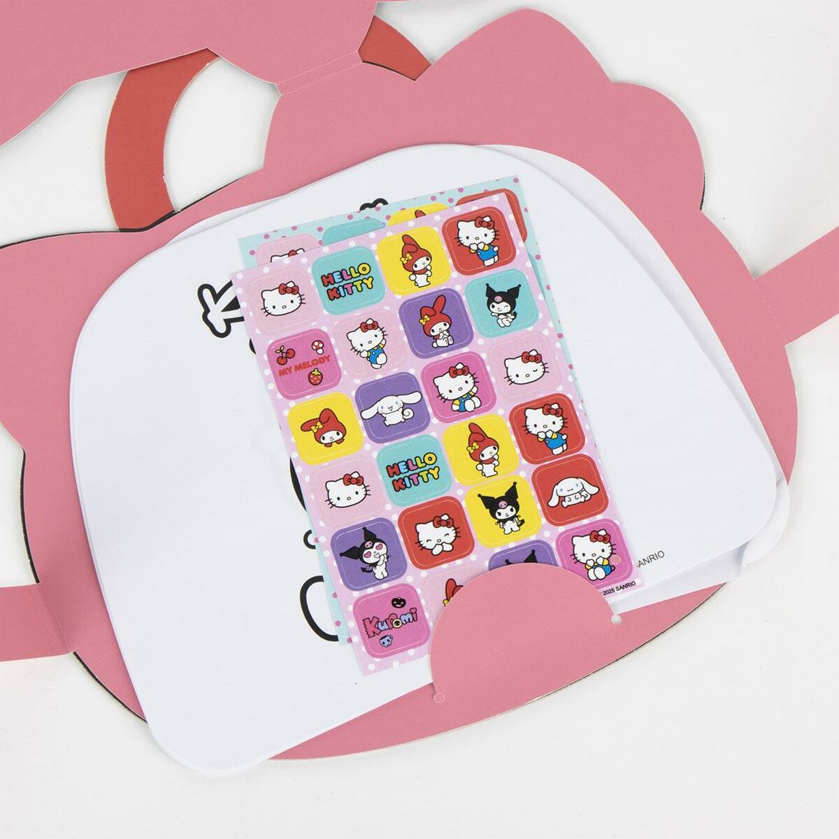 Pictures to colour in Hello Kitty-5