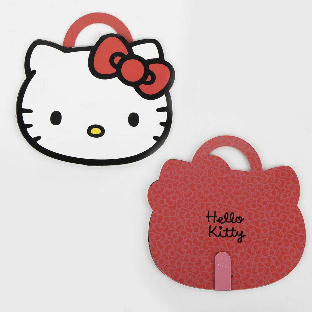 Pictures to colour in Hello Kitty-1