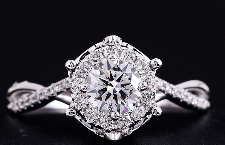 Gekweekte diamantring, elegante diamantverlowingsring, nie-aanslag 18K goud laboratoriumgekweekte diamantring