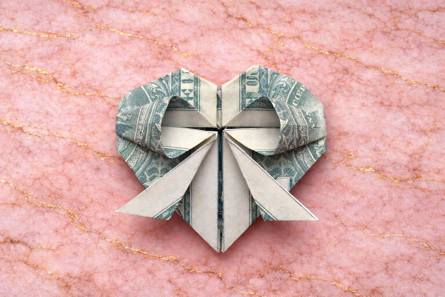 LuxeByMimi – Soap Rose Quartz Spa Heart Gift Box
