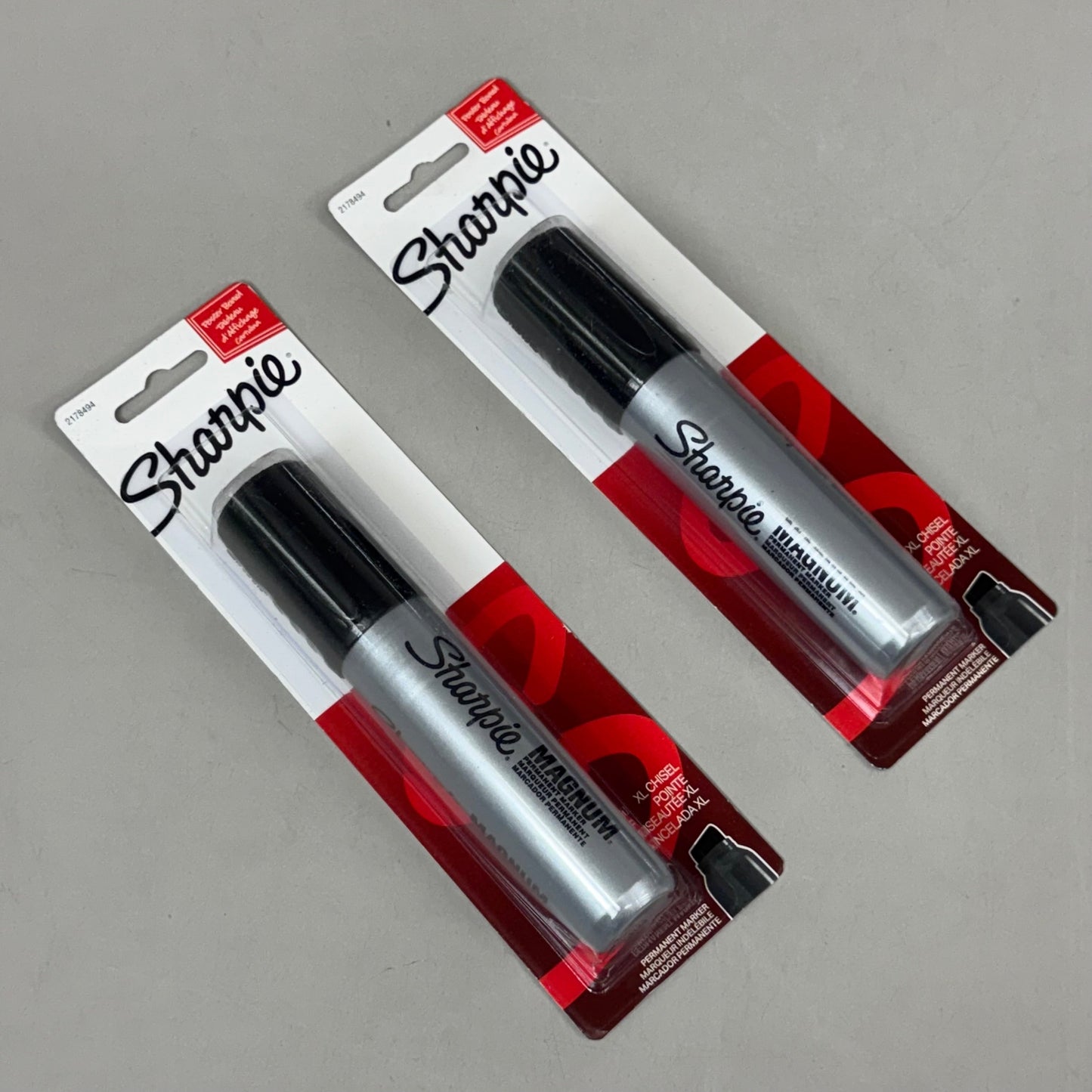 SHARPIE (2 PACK) Magnum Permanent Markers Marks through a Variety of Surfaces 203711