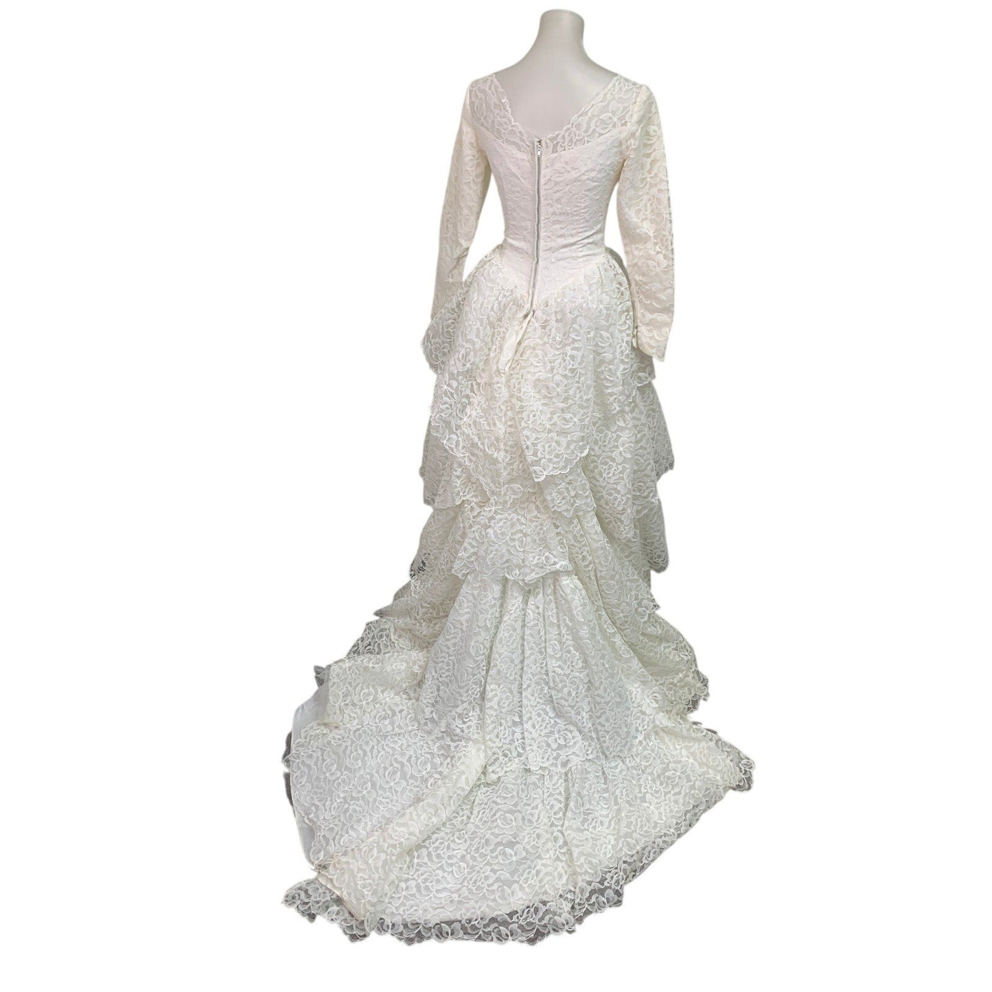 Vintage 1980s Womens Size 6 Long Sleeve Ladies Garment Union Made Wedding Dress