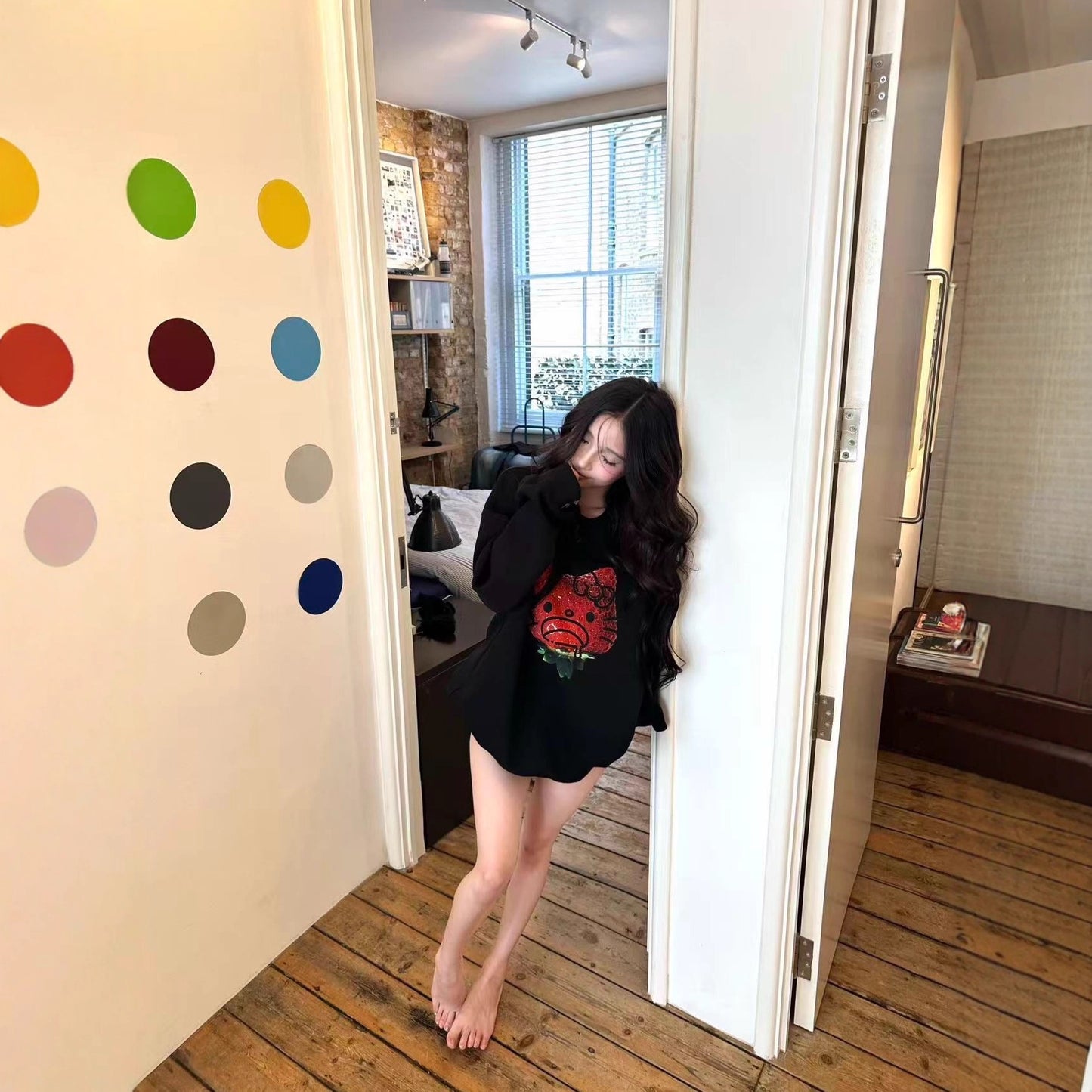 Cute Strawberry Hello Kitty Print Round Neck Sweatshirt for Women, Loose Fit