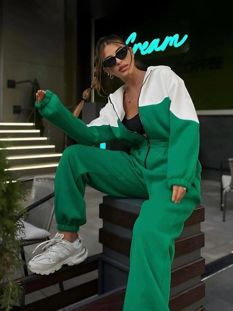 Sports pants set for women
