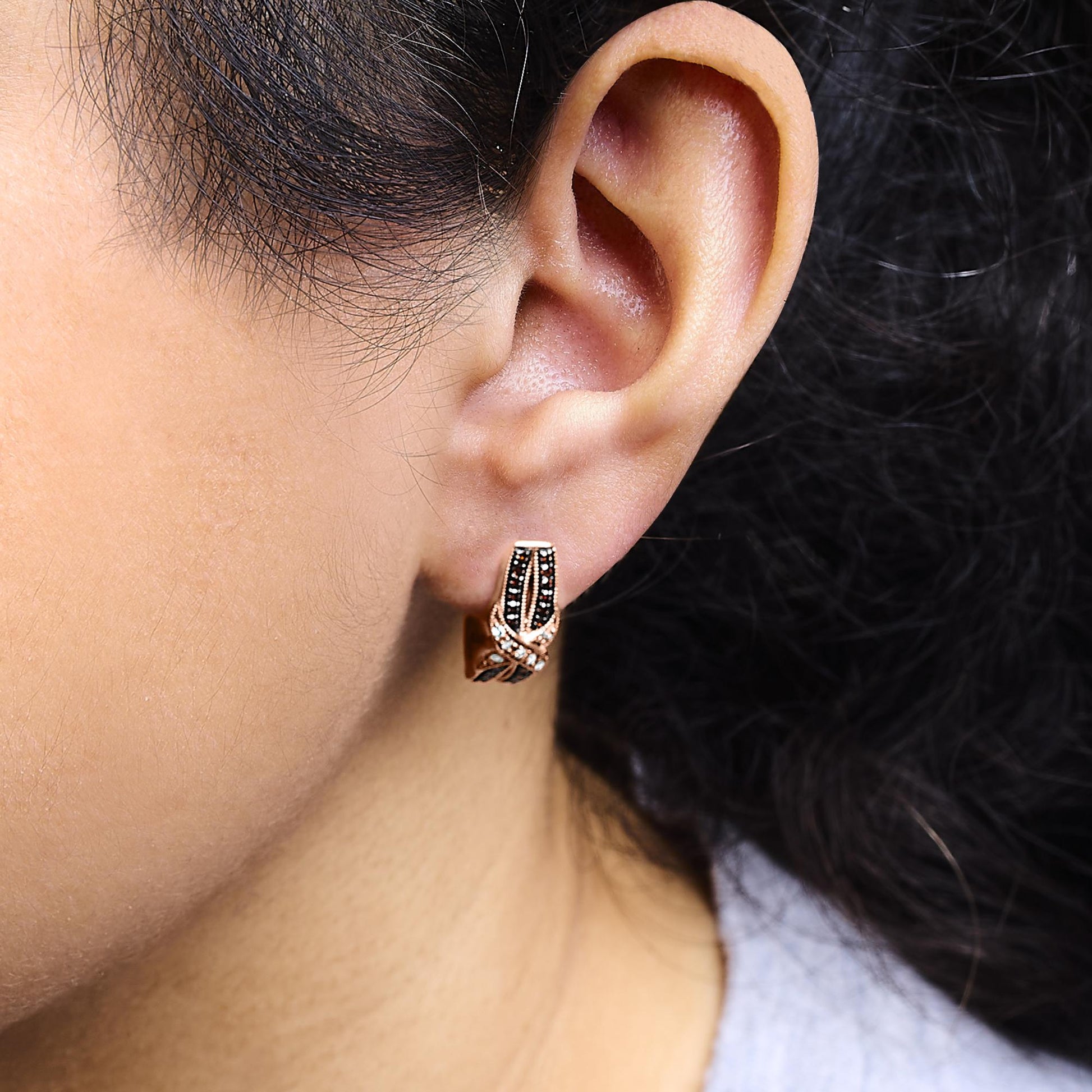 10K Rose Gold 1/3 Cttw White and Brown Diamond Milgrain Criss Cross J-Hoop Earrings (I-J Color, I1-I2 Clarity)-2