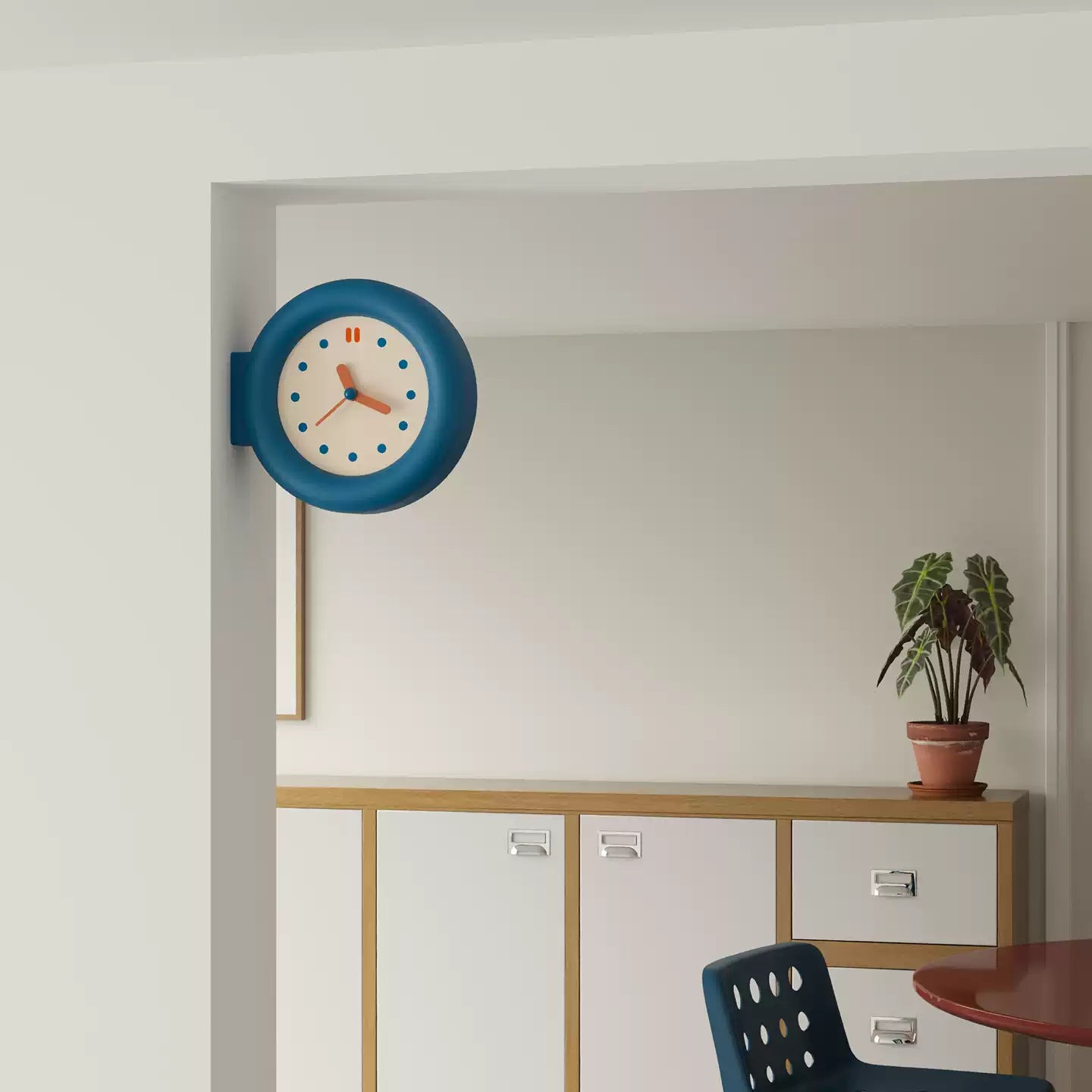 Double-Sided Round Clock-4