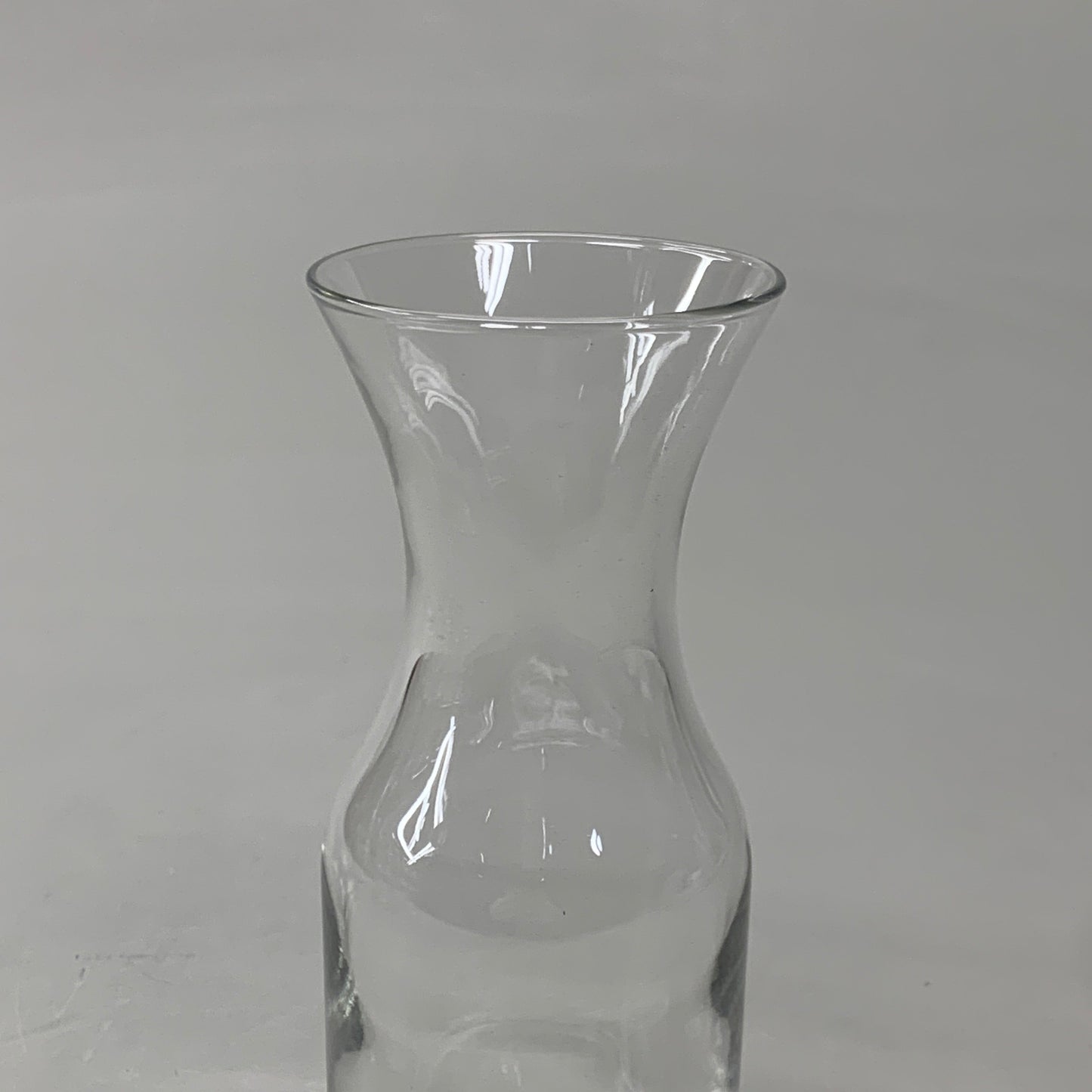 WORLD TABLEWARE (1 DOZEN) 10 Ounce Glass Wine Decanter 782