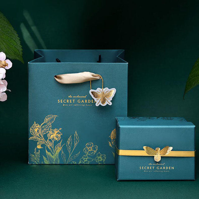 High-grade Atmosphere Pure Green Earth Bronzing Bee Leaf Design Wedding Large-scale Ceremony Silk Scarf Jewelry Gift Box Set