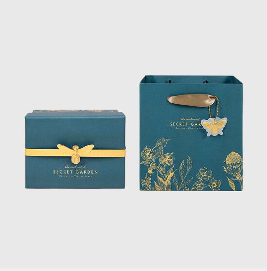 High-grade Atmosphere Pure Green Earth Bronzing Bee Leaf Design Wedding Large-scale Ceremony Silk Scarf Jewelry Gift Box Set