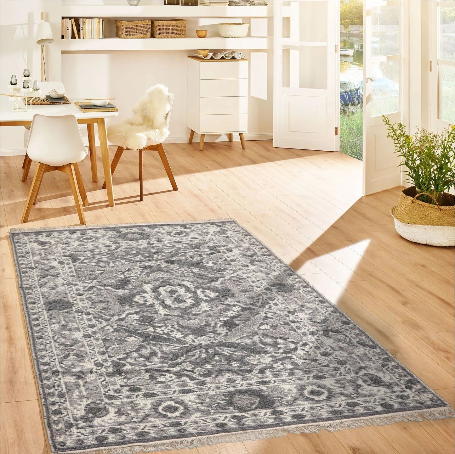 LoomBloom White Oriental Area Rug 5x8 Hand Woven Traditional Kilim Wool-0