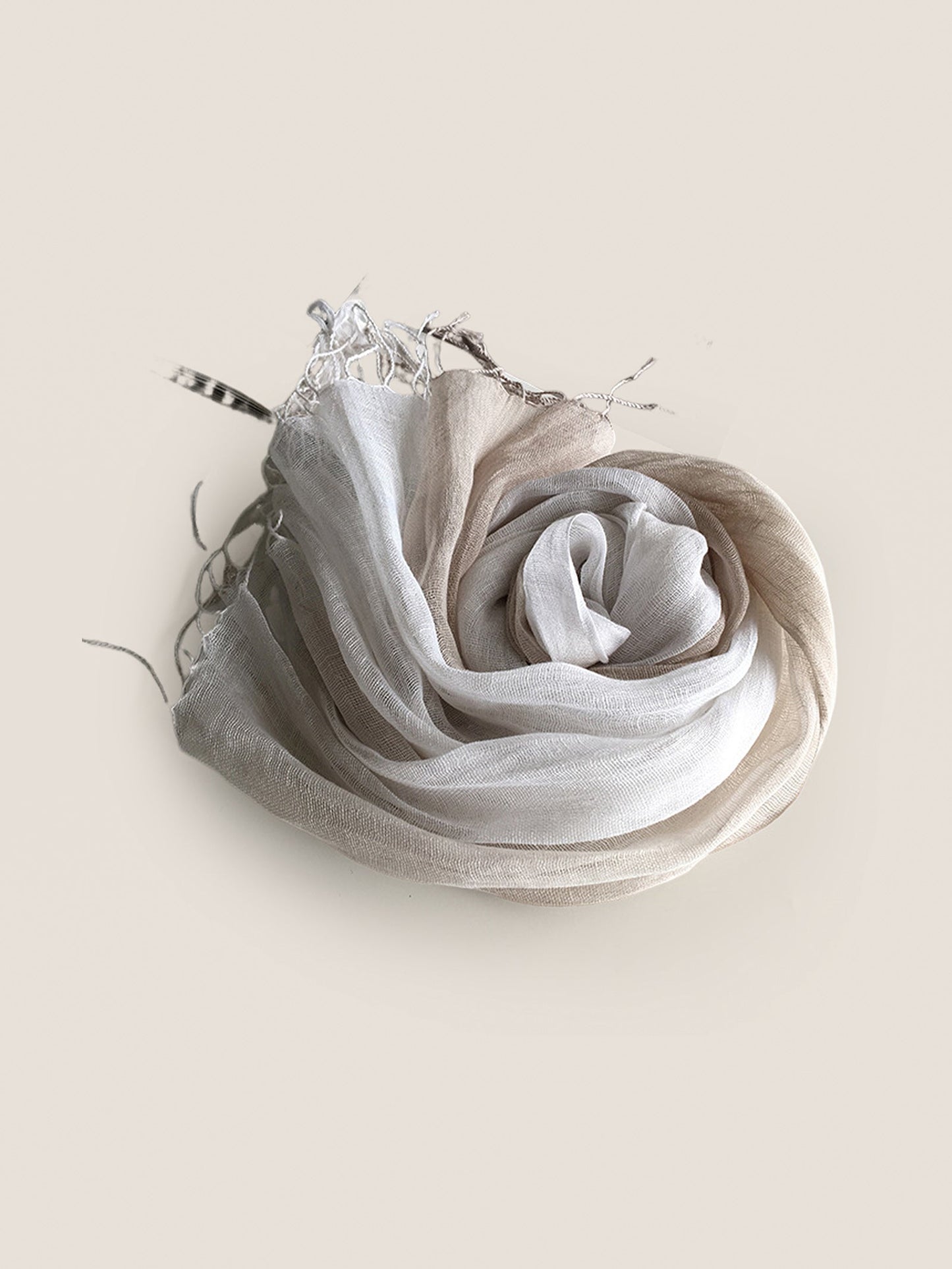 100% Linen Gradient Fringed Light Scarf