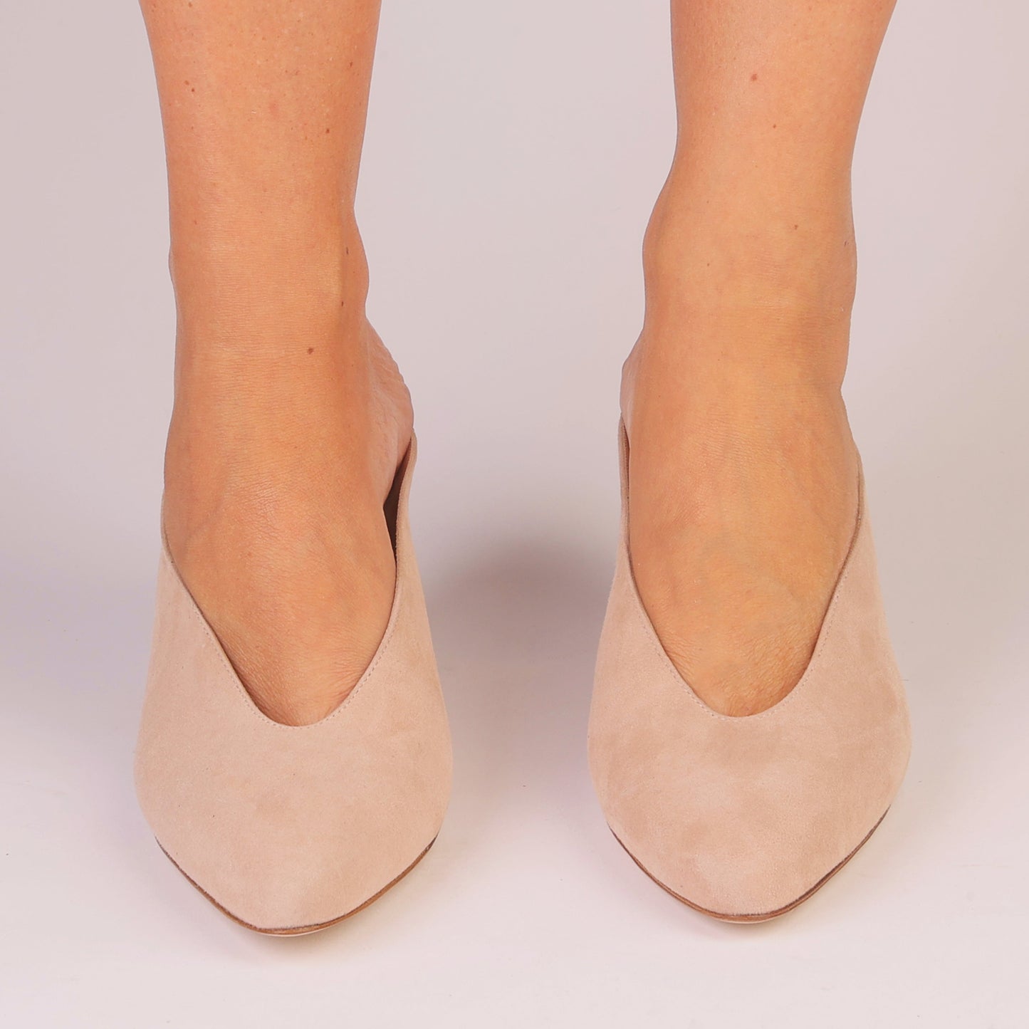 ÉTOILE WEDGE – Powder Suede Mule