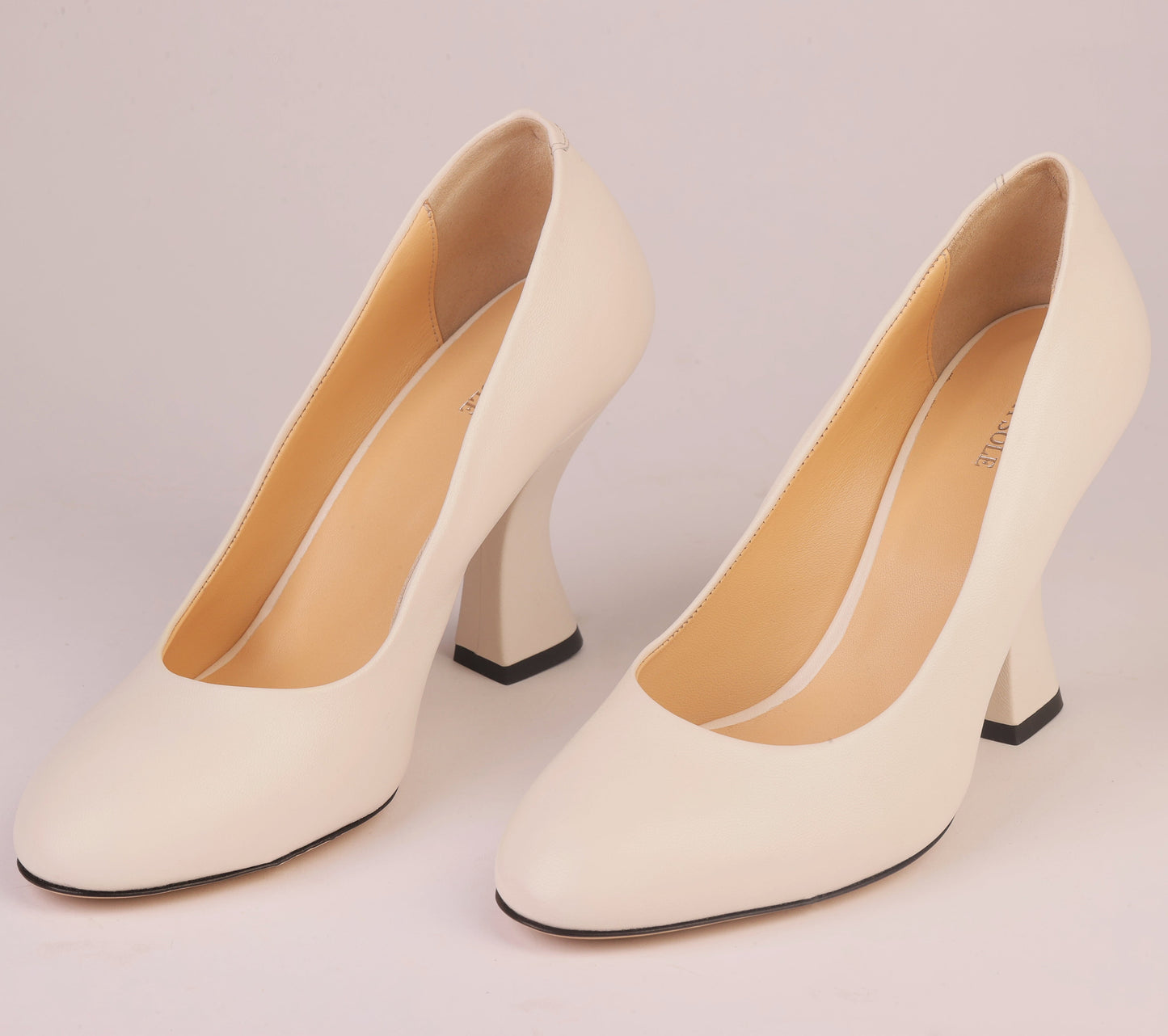 IVORY GRACE – Ivory Nappa Pump