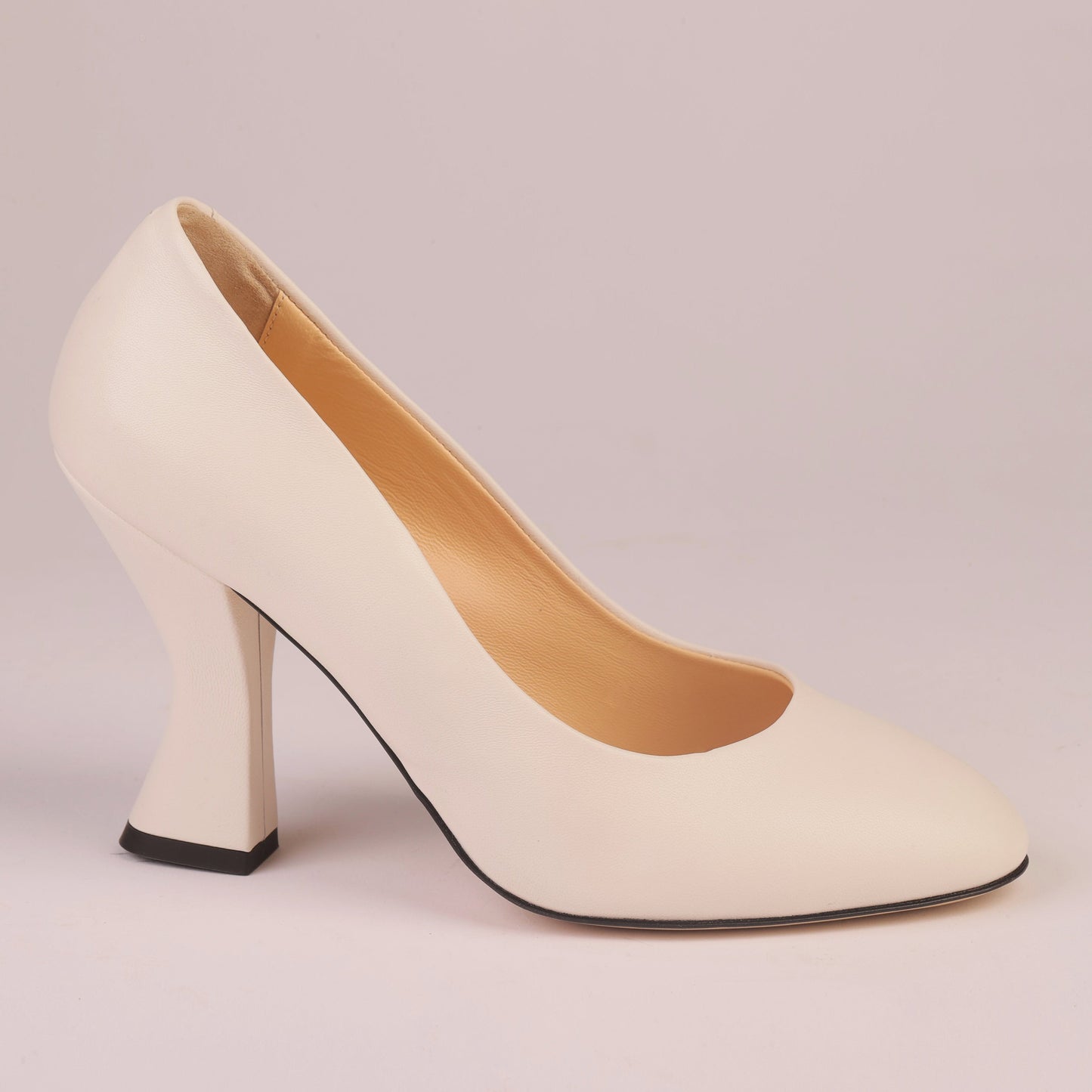 IVORY GRACE – Ivory Nappa Pump