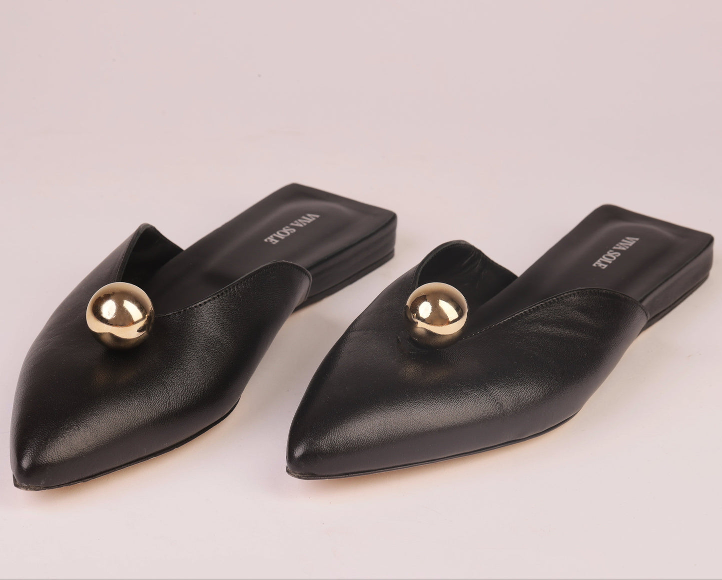 AURORA SLIDE – Black Nappa Slipper with Sculptural Sphere Detail