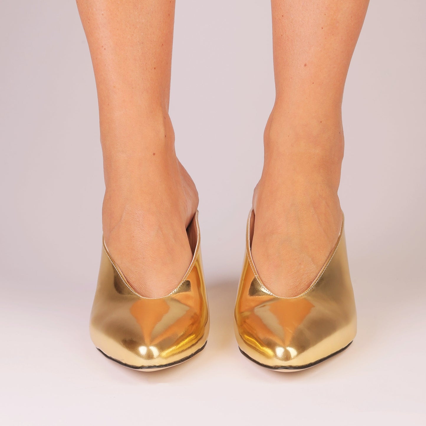 SOLARIS WEDGE – Golden Mirror Leather Mule