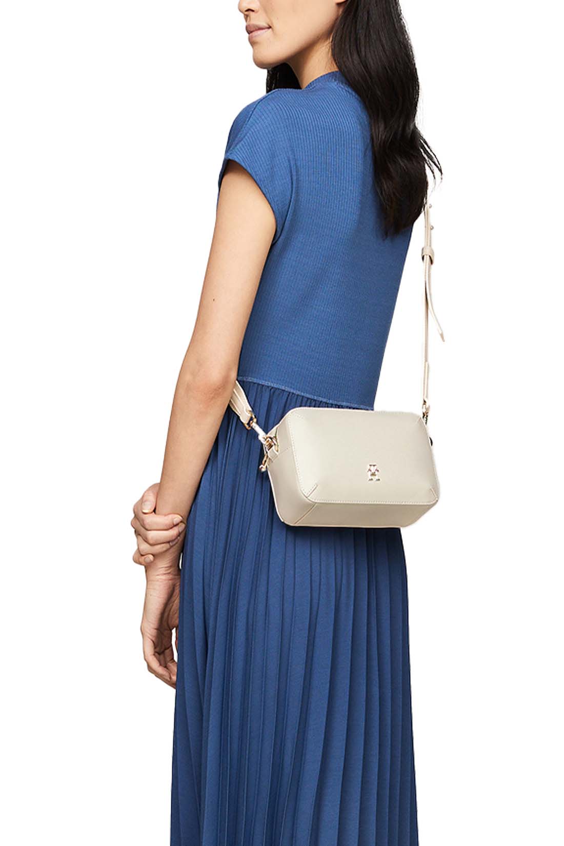 TOMMY HILFIGER - Women's monogram camera bag  - Size One size-8