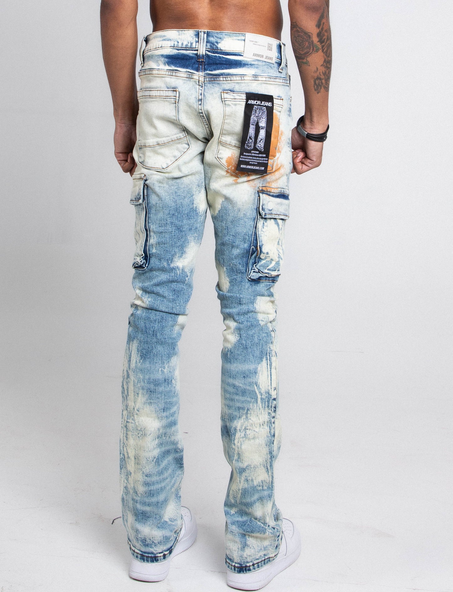 AJ29SK GREY/WHITE WASH STACKED CARGO JEANS