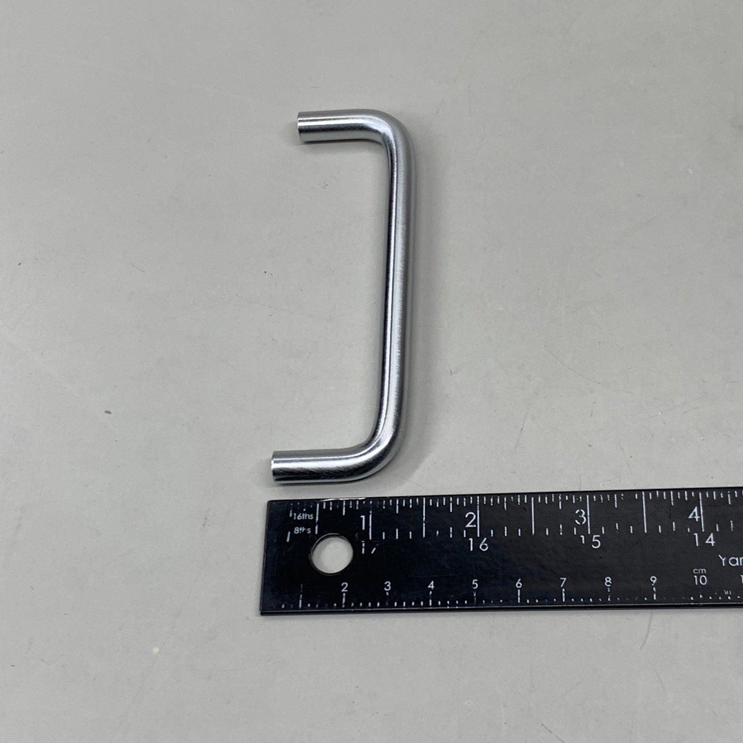 BERENSON (25 PACK) Advantage Wire Pull 4" CC Satin Chrome Steel Pull 6130-2SC-P