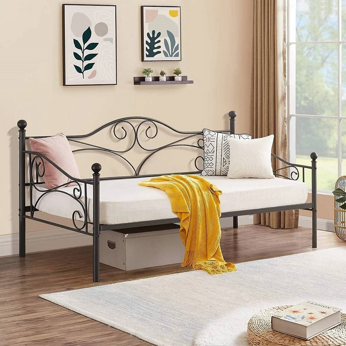 Twin size Classic Heavy Duty Steel Daybed Frame in Black Metal Finish-1