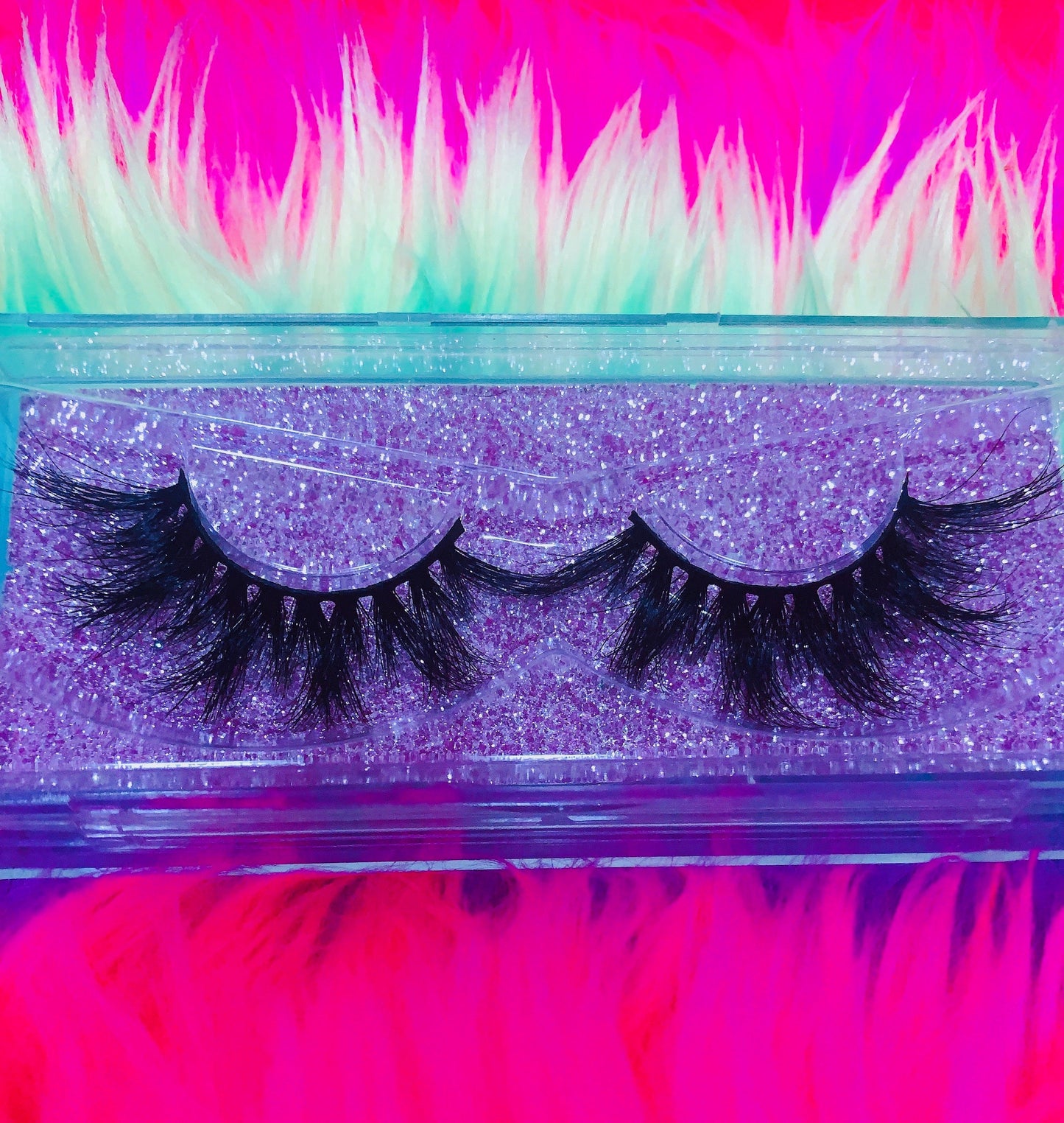 #BADBISH 3D DreamDoll Lashes *GLITTER* Case