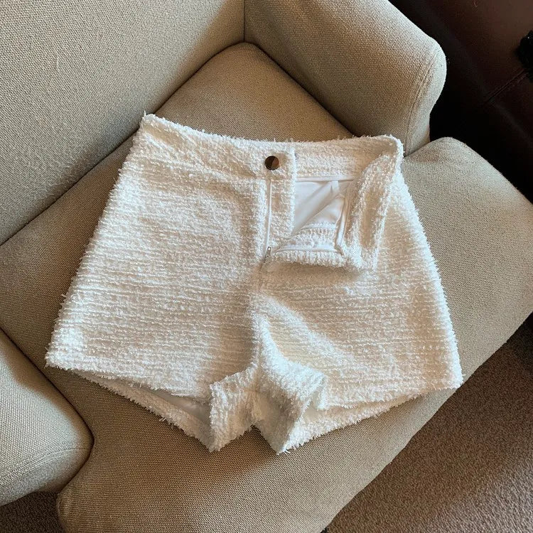 Boucle texture lounge short for women  ivory cream knit Boucle texture lounge short for women black and ivory cream knit