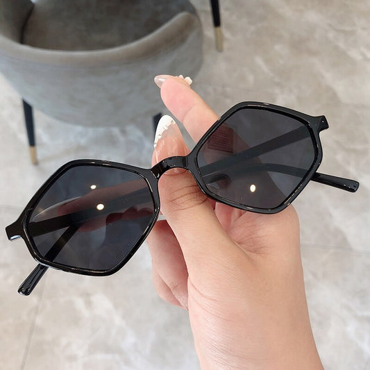 Fashion Sunglasses Women Material Metal Female Decorative Vintage Sun Glasses Lentes Gift for Girl