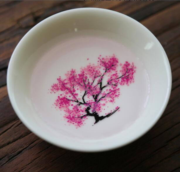 Japanese-style Cherry flower plum flower Sake Cup Water-stained Discoloration Cup Bowl Ceramic White Wine Peach Blossom Cup