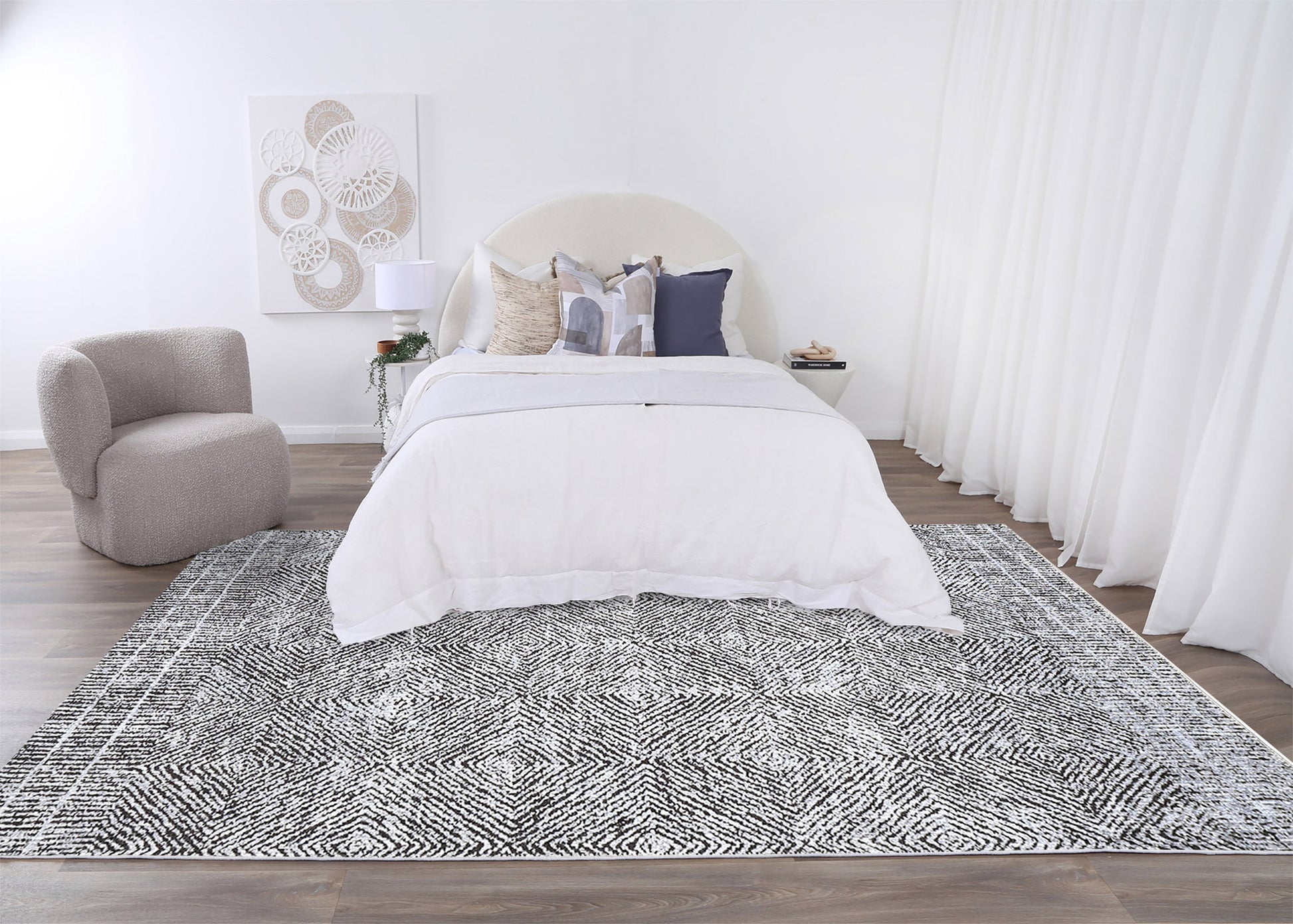 Contemporary Lauro in Grey Rug-4