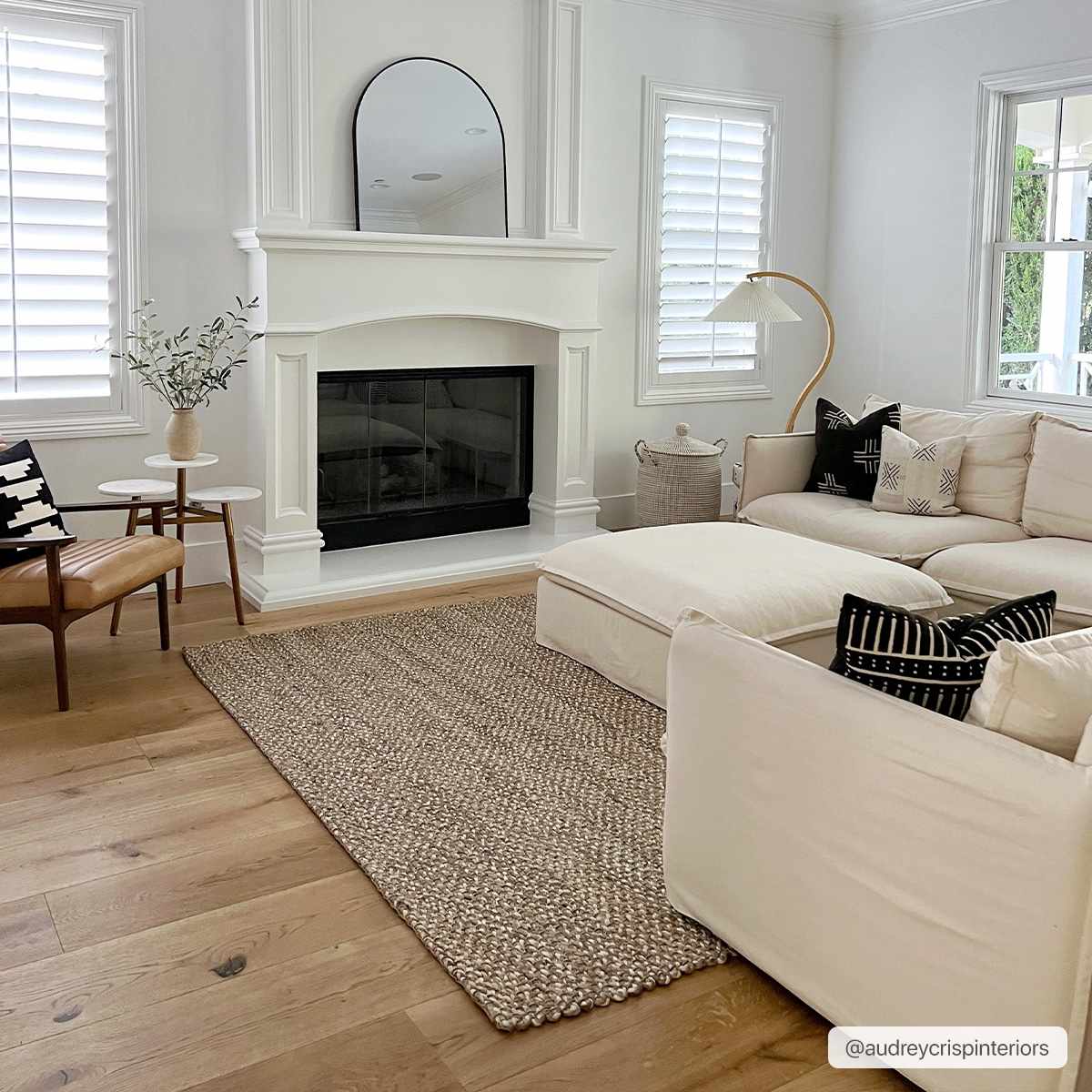 Caspar Hand Woven Natural Jute Rug-2
