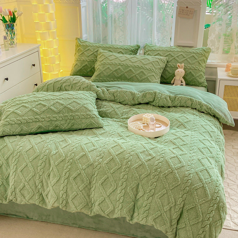 Winter Flannel 4-Piece Bedding Set, Thick Warm Milk Velvet Coral Fleece Duvet Cover, Student Dormitory 3-Piece Set for Wholesale