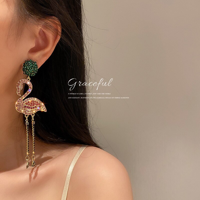 Crystal Pink Flamingo Earrings Tassel Rhinestone Dangle Earrings for Women Long Birds Statement Jewelry Gift Party