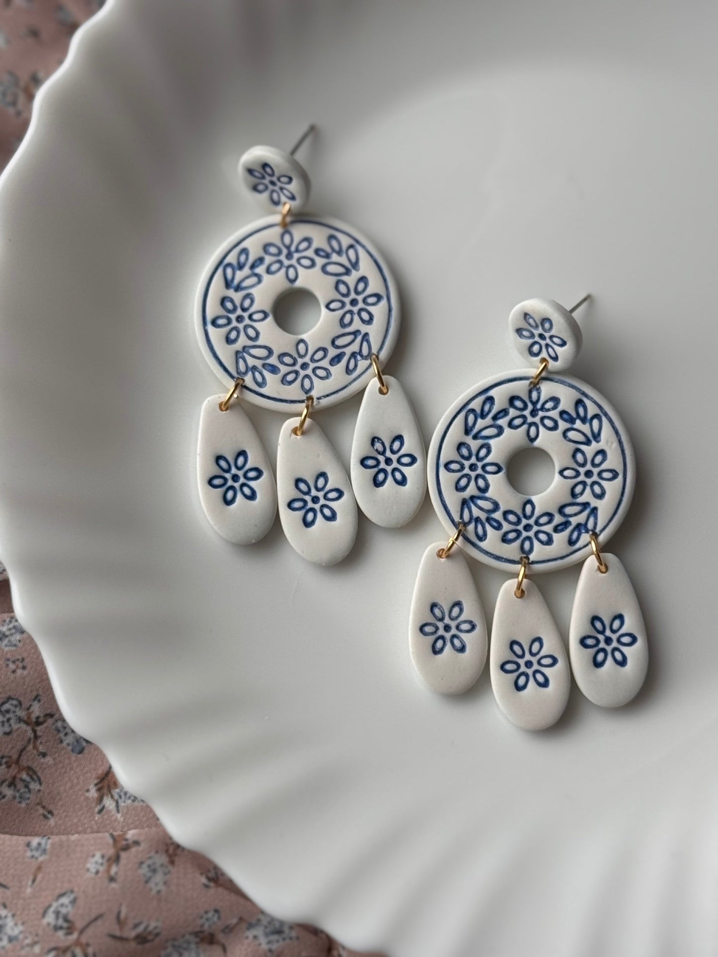 Nikki, in Porcelain