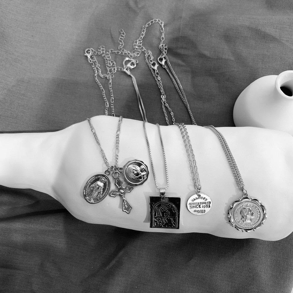 Vintage 4 Set Separable Chain Multi Layer Pendant Choker Necklaces Virgin Mary Jesus Cross Totem Square Jewelry Gift